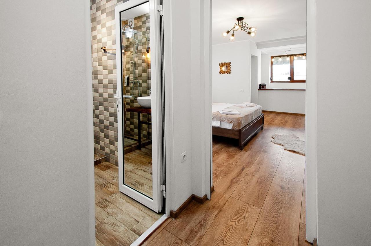 Wood&Steel Apartment Galaţi Exterior foto